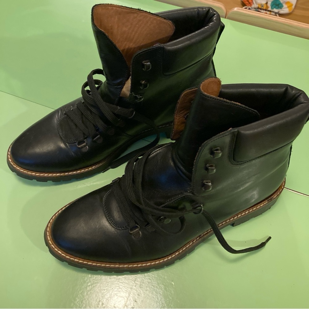 Mikekonos Men’s Black Leather Boots Size 9